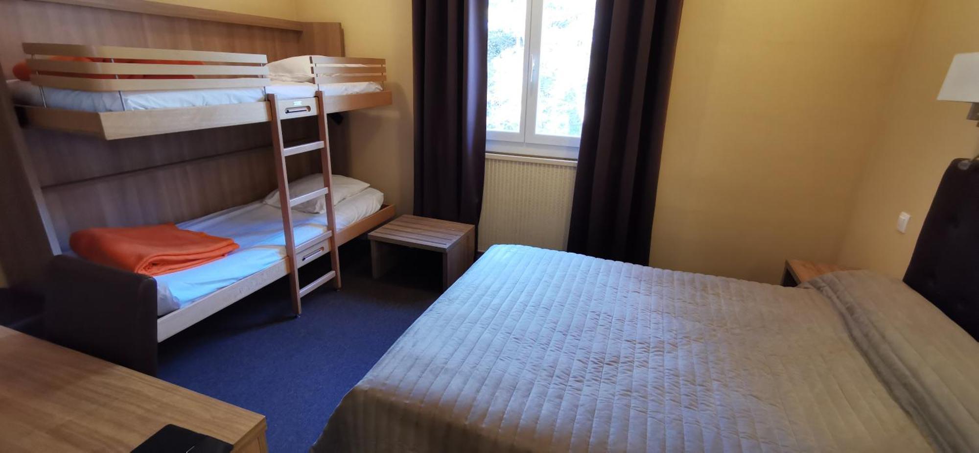 Hotel Le Valaurie Saint-Nazaire  외부 사진