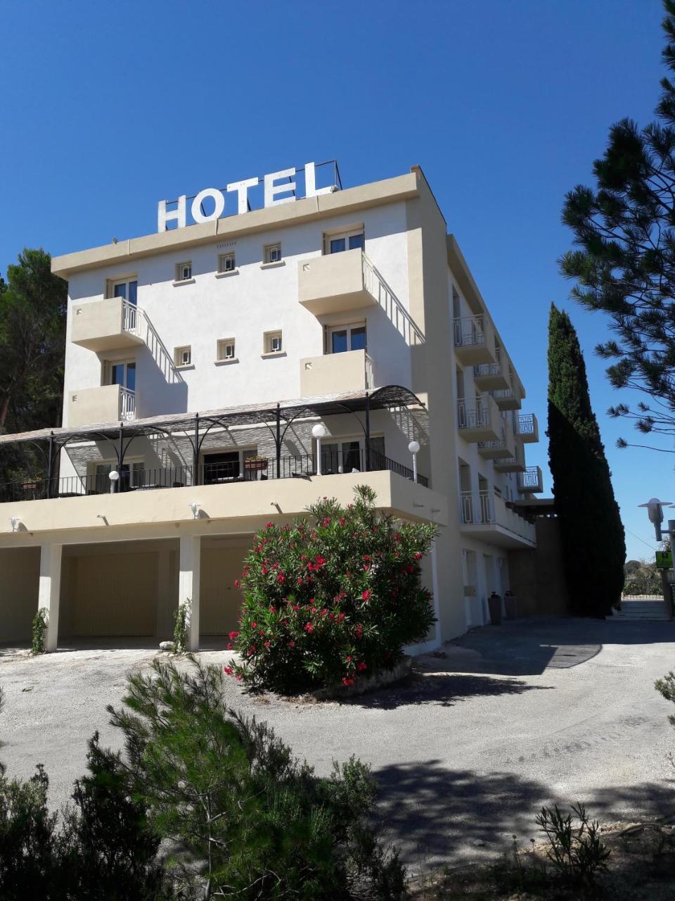 Hotel Le Valaurie Saint-Nazaire  외부 사진